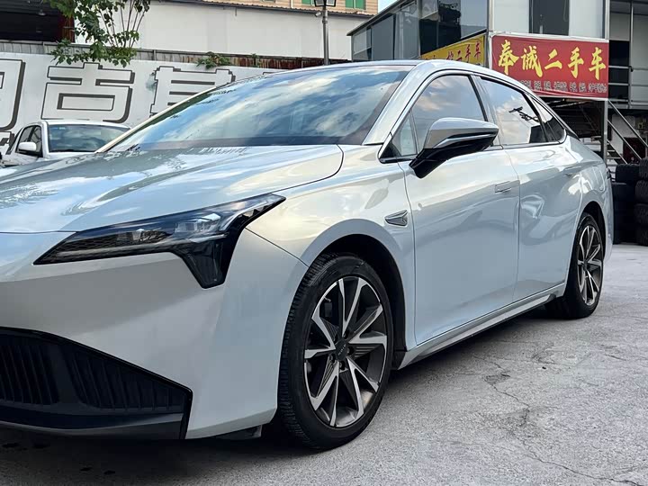 Фото 2 - GAC Aion S Plus