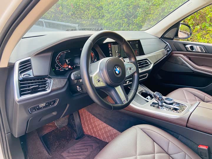 Фото 10 - BMW X5