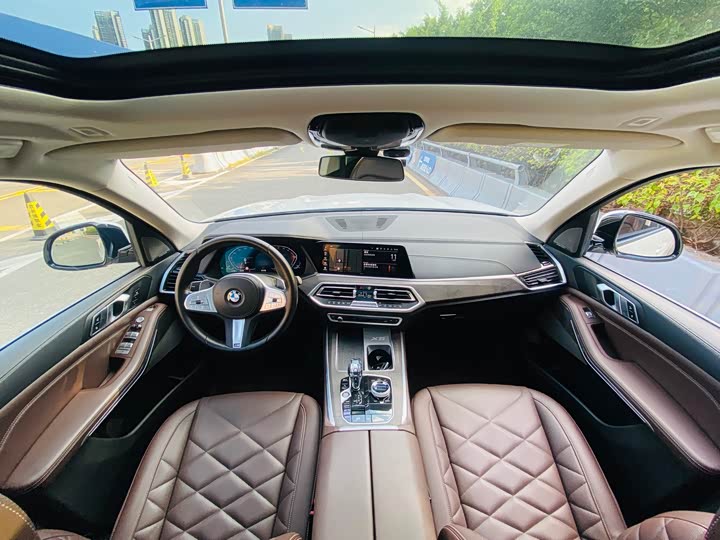 Фото 13 - BMW X5