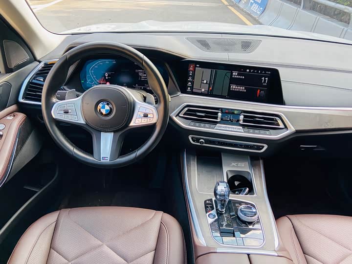 Фото 14 - BMW X5