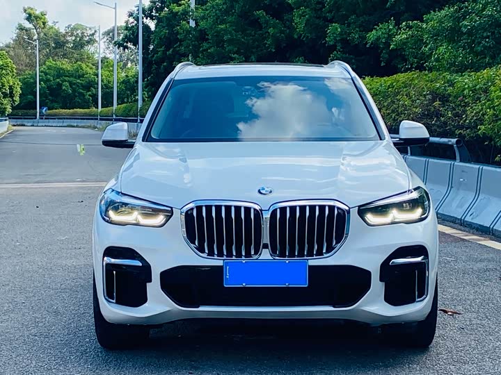 Фото 2 - BMW X5