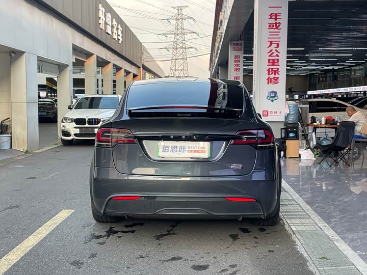 Фото 13 - Tesla Model X