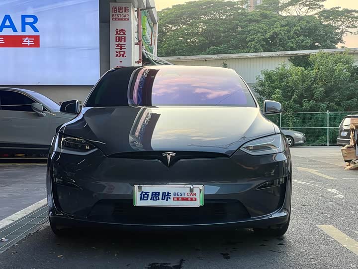 Фото 2 - Tesla Model X