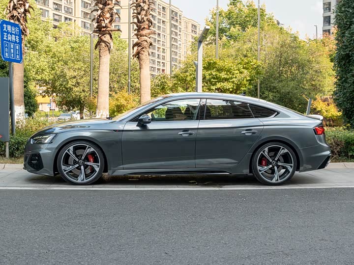 Фото 3 - Audi RS 5