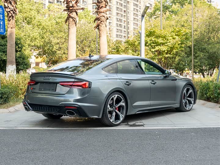 Фото 5 - Audi RS 5