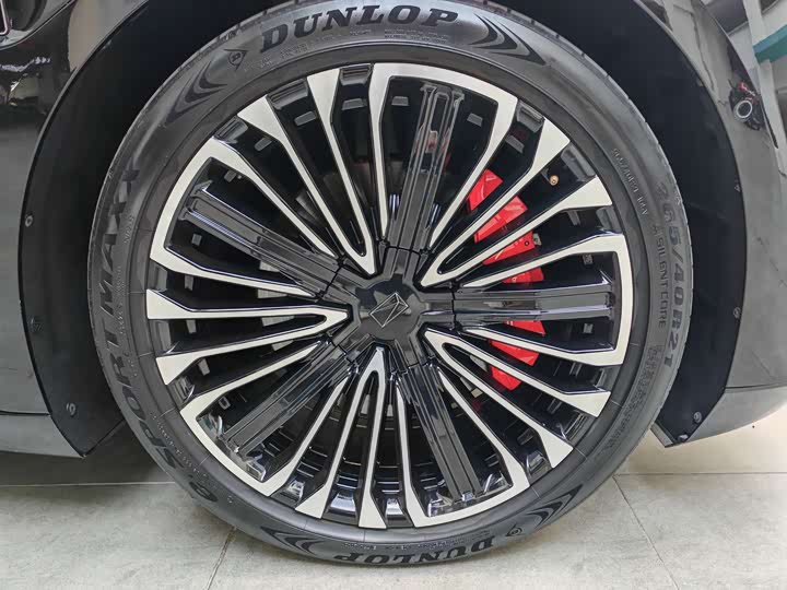 Фото 14 - Avatr 12