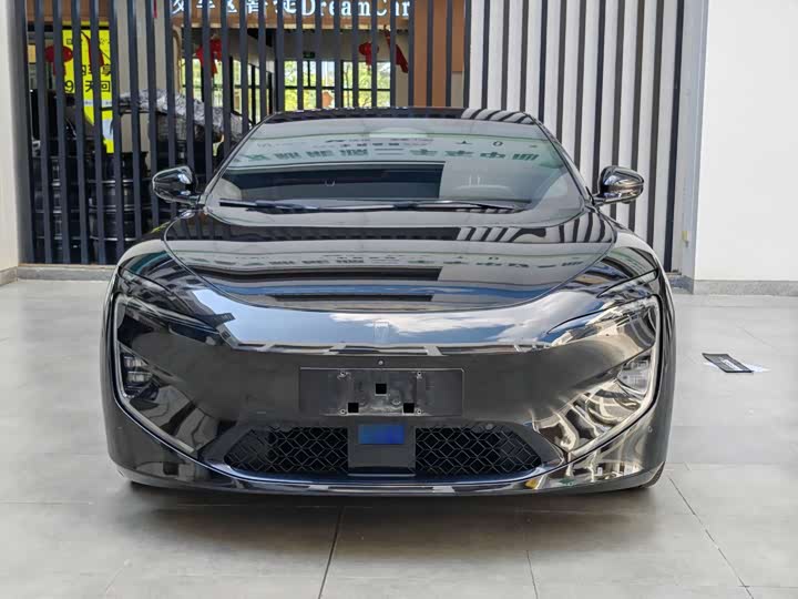 Фото 2 - Avatr 12