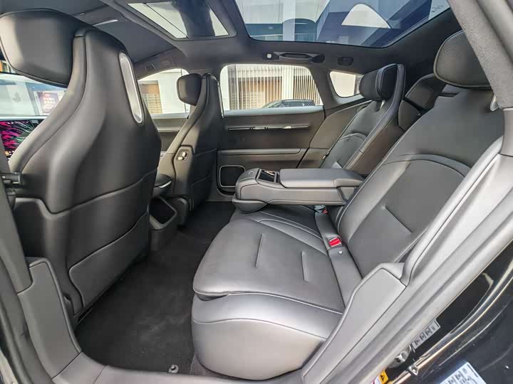 Фото 7 - Avatr 12