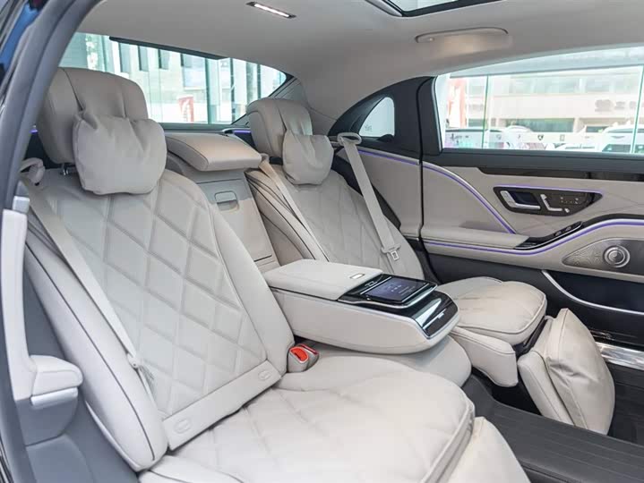 Фото 11 - Mercedes-Benz Maybach S-Class