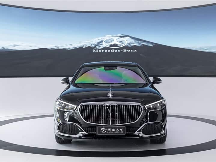 Фото 2 - Mercedes-Benz Maybach S-Class