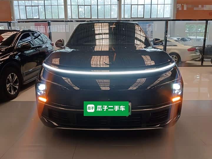 Фото 3 - LiXiang L8