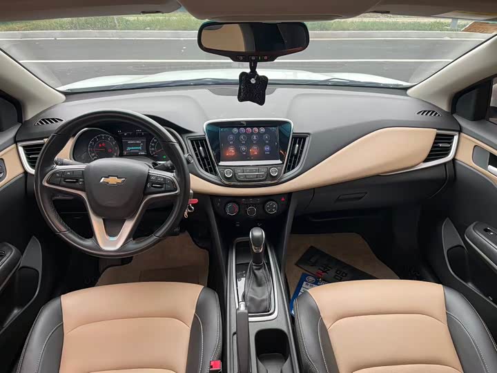 Фото 5 - Chevrolet Monza