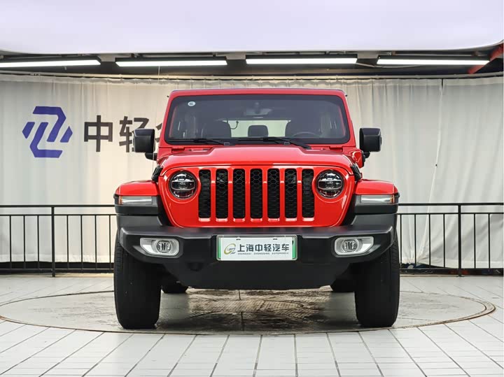 Фото 2 - Jeep Wrangler Hybrid
