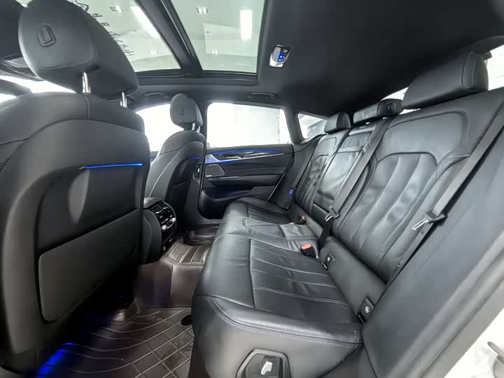 Фото 7 - BMW 6 Series GT