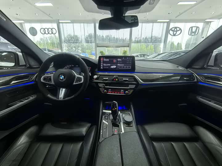 Фото 9 - BMW 6 Series GT