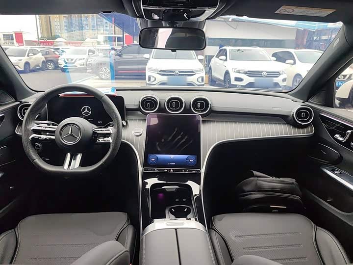 Фото 10 - Mercedes-Benz C-Class