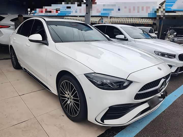 Фото 4 - Mercedes-Benz C-Class