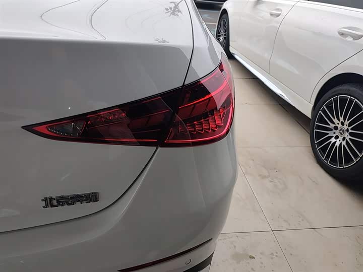 Фото 8 - Mercedes-Benz C-Class