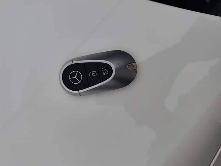 Фото 9 - Mercedes-Benz C-Class