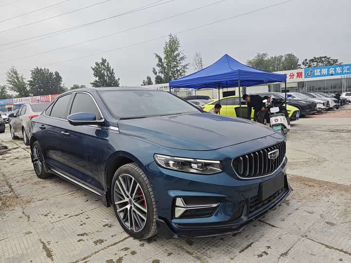 Фото 3 - Geely Preface