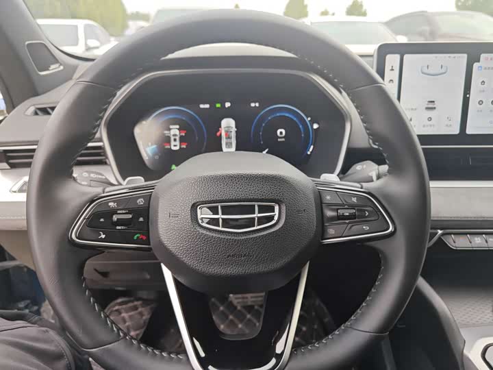 Фото 6 - Geely Preface