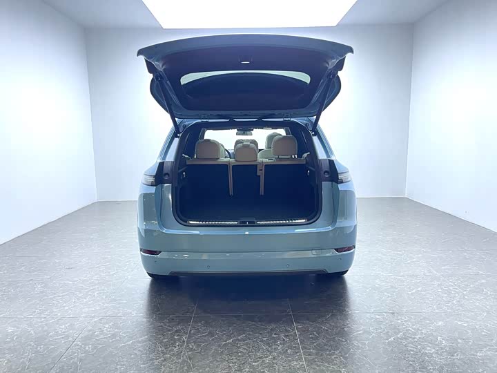 Фото 7 - LiXiang L7