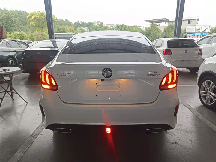 Фото 6 - MG Motor 5