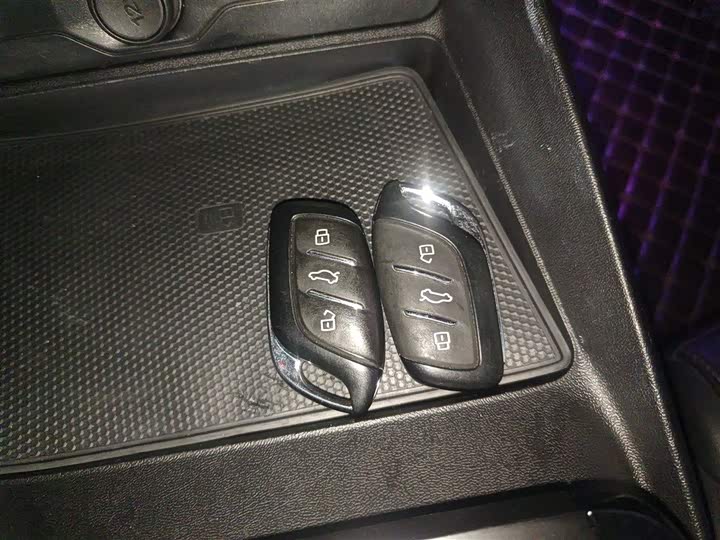 Фото 9 - MG Motor 5