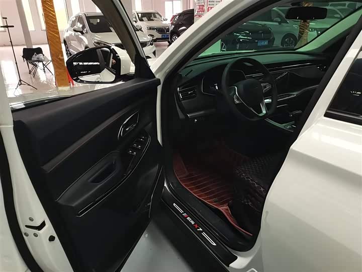 Фото 16 - Changan Oshan X7