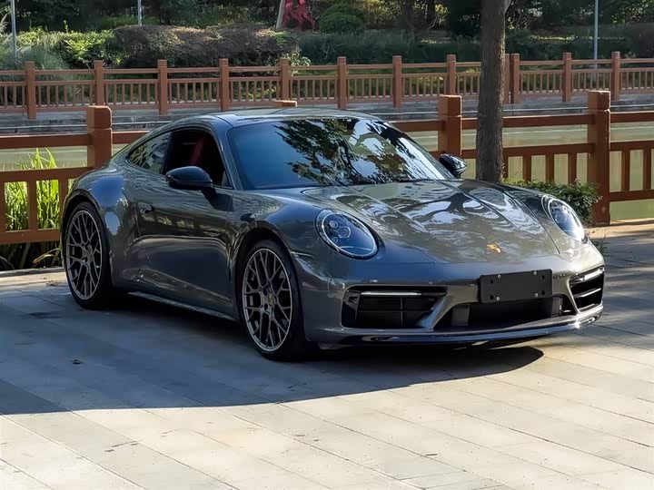 Фото 3 - Porsche 911