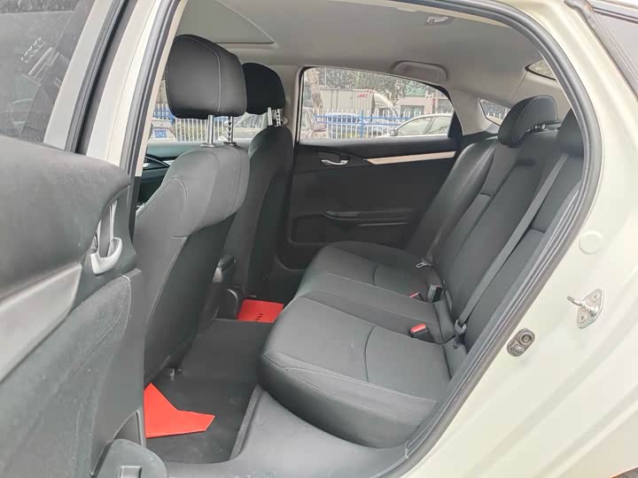 Фото 7 - Honda Civic