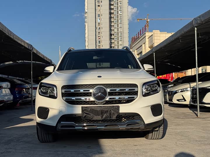 Фото 2 - Mercedes-Benz GLB-Class