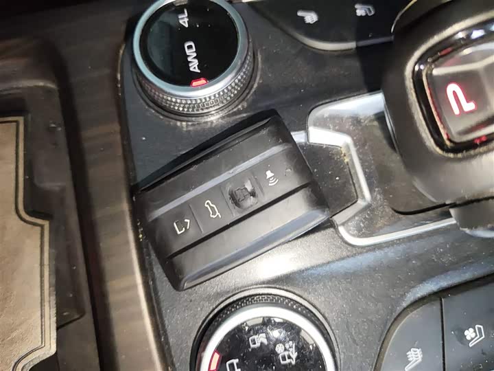 Фото 9 - Tank 300