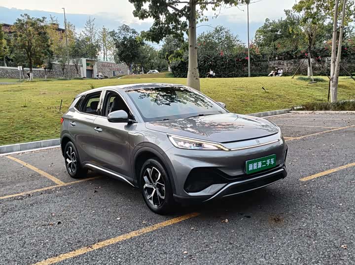 Фото 2 - BYD Yuan Plus