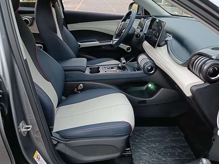 Фото 5 - BYD Yuan Plus