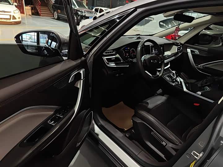 Фото 16 - Geely Jiaji