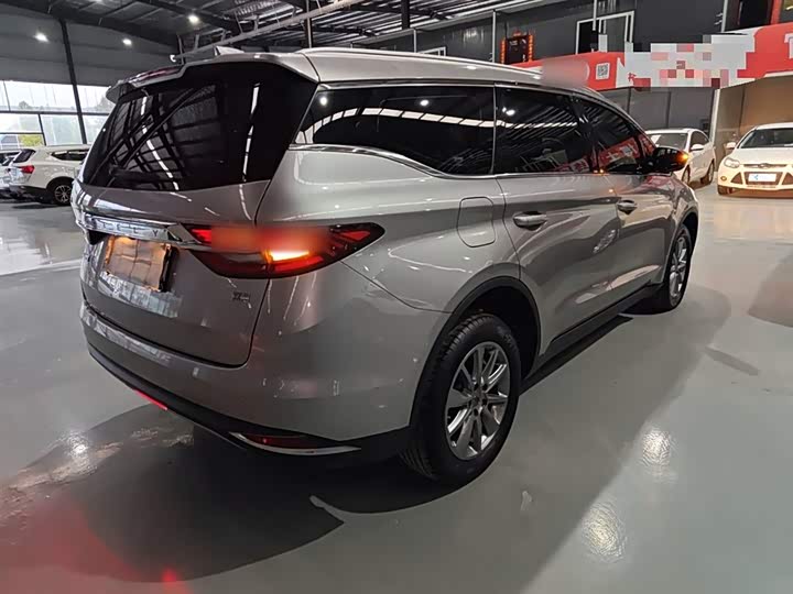 Фото 7 - Geely Jiaji