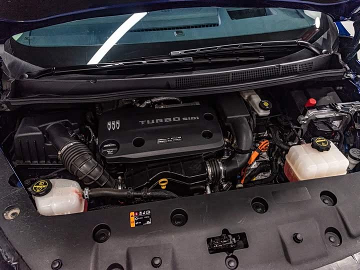 Фото 18 - Buick GL8 Hybrid