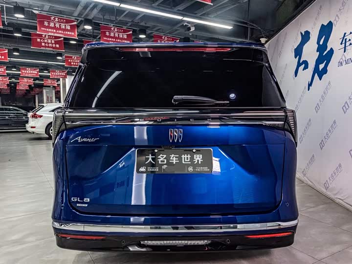 Фото 5 - Buick GL8 Hybrid