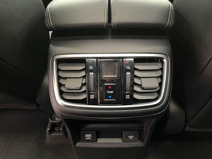 Фото 13 - Honda Avancier