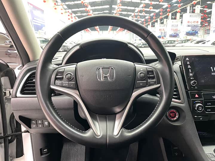 Фото 7 - Honda Avancier