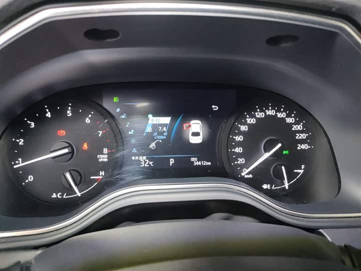 Фото 12 - Toyota Avalon