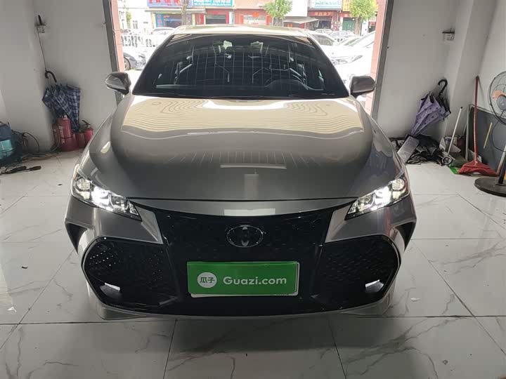 Фото 3 - Toyota Avalon