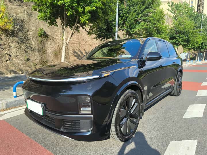 Фото 1 - LiXiang L9