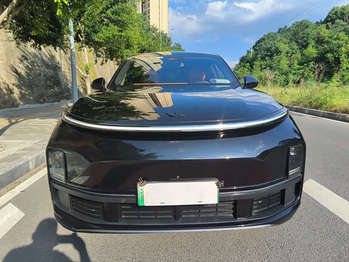 Фото 2 - LiXiang L9