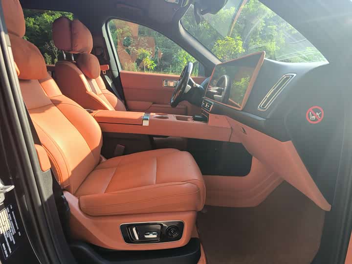 Фото 9 - LiXiang L9