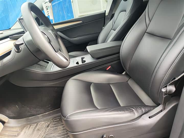 Фото 8 - Tesla Model Y