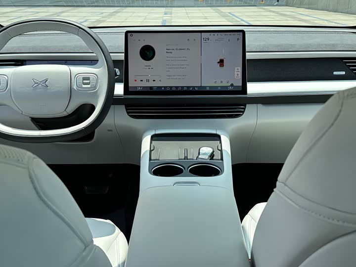 Фото 12 - XPeng G6