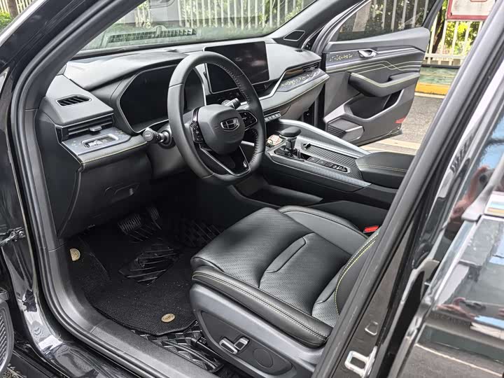 Фото 10 - Geely Preface