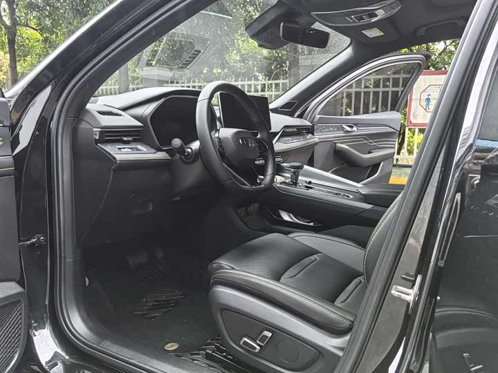 Фото 11 - Geely Preface